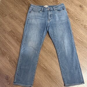 Lucky Brand Men's Light Blue Straight Jeans